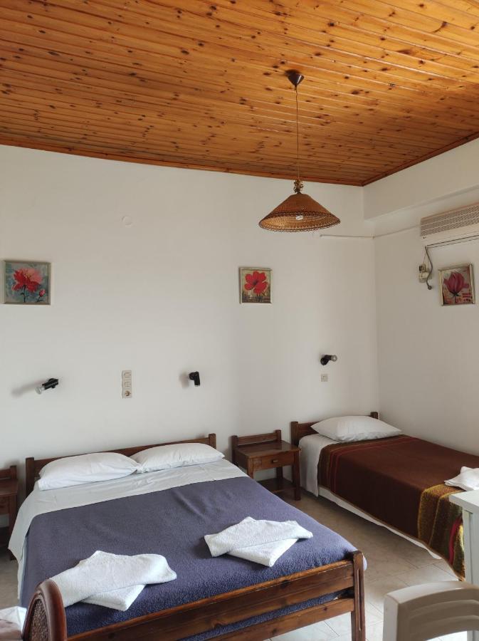 Artemis Rooms Frangocastelo ภายนอก รูปภาพ