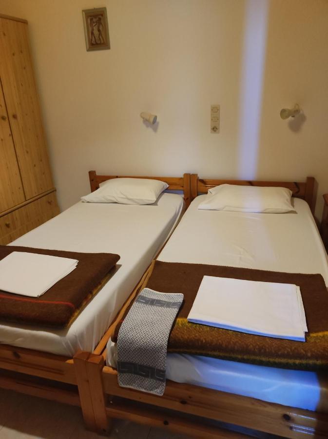 Artemis Rooms Frangocastelo ภายนอก รูปภาพ